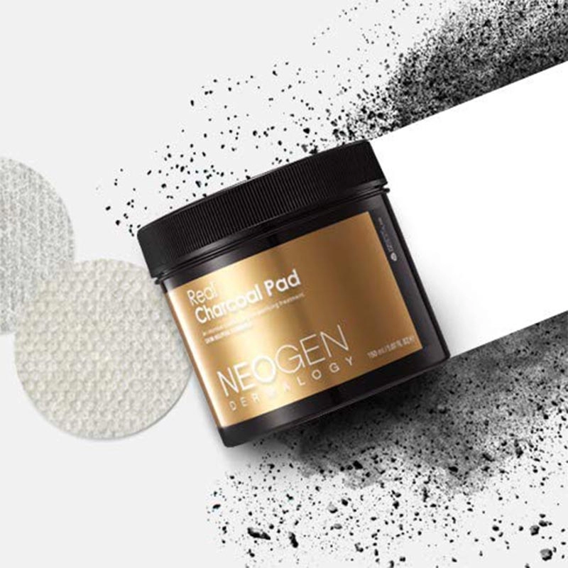 Dischete umede exfoliante cu pudra de carbune