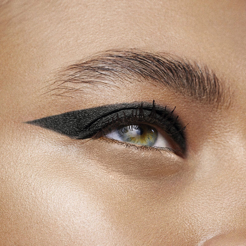 Creion stick 3 in 1 aqua resist smoky shadow