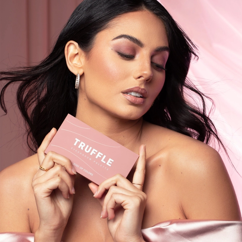 Paleta 8 farduri truffle eyeshadow palette