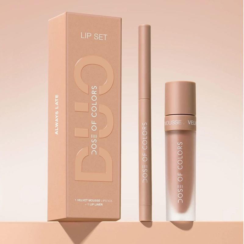 Set ruj velvet mousse si creion de buze