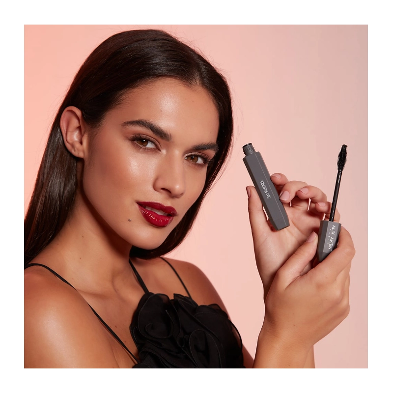Mascara 3 in 1- lungime, volum si definitie