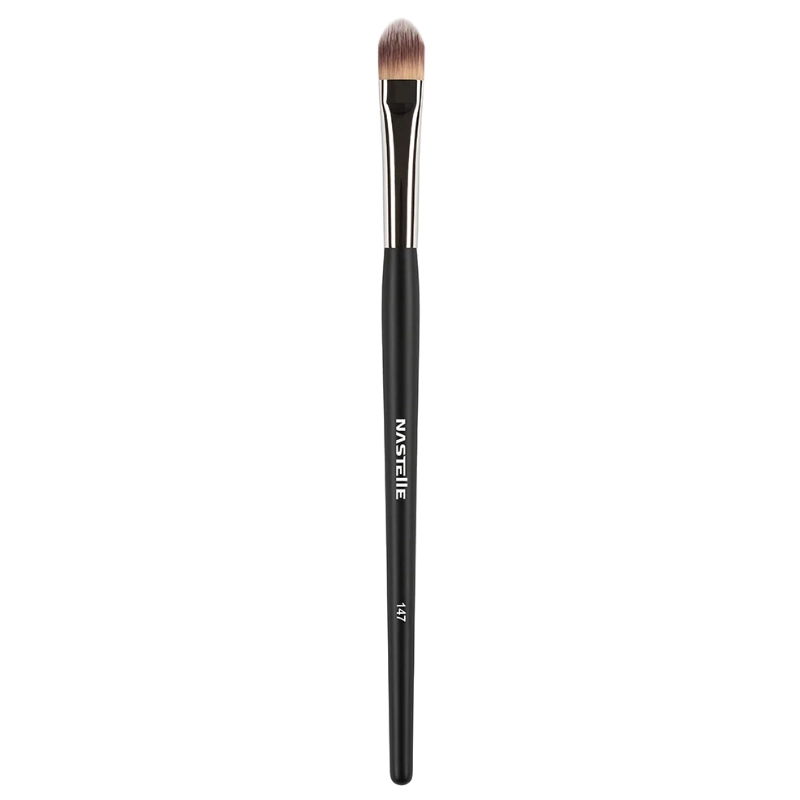 Pensula din par sintetic pentru aplicare concealer n147