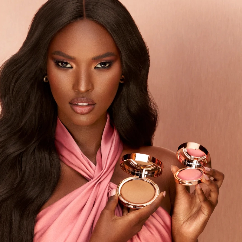 Blush compact hydra blusher