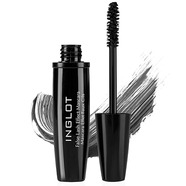 False lash effect mascara 