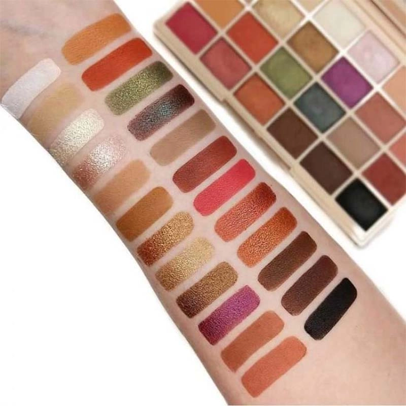 Paleta de farduri-soph x eyeshadow palette